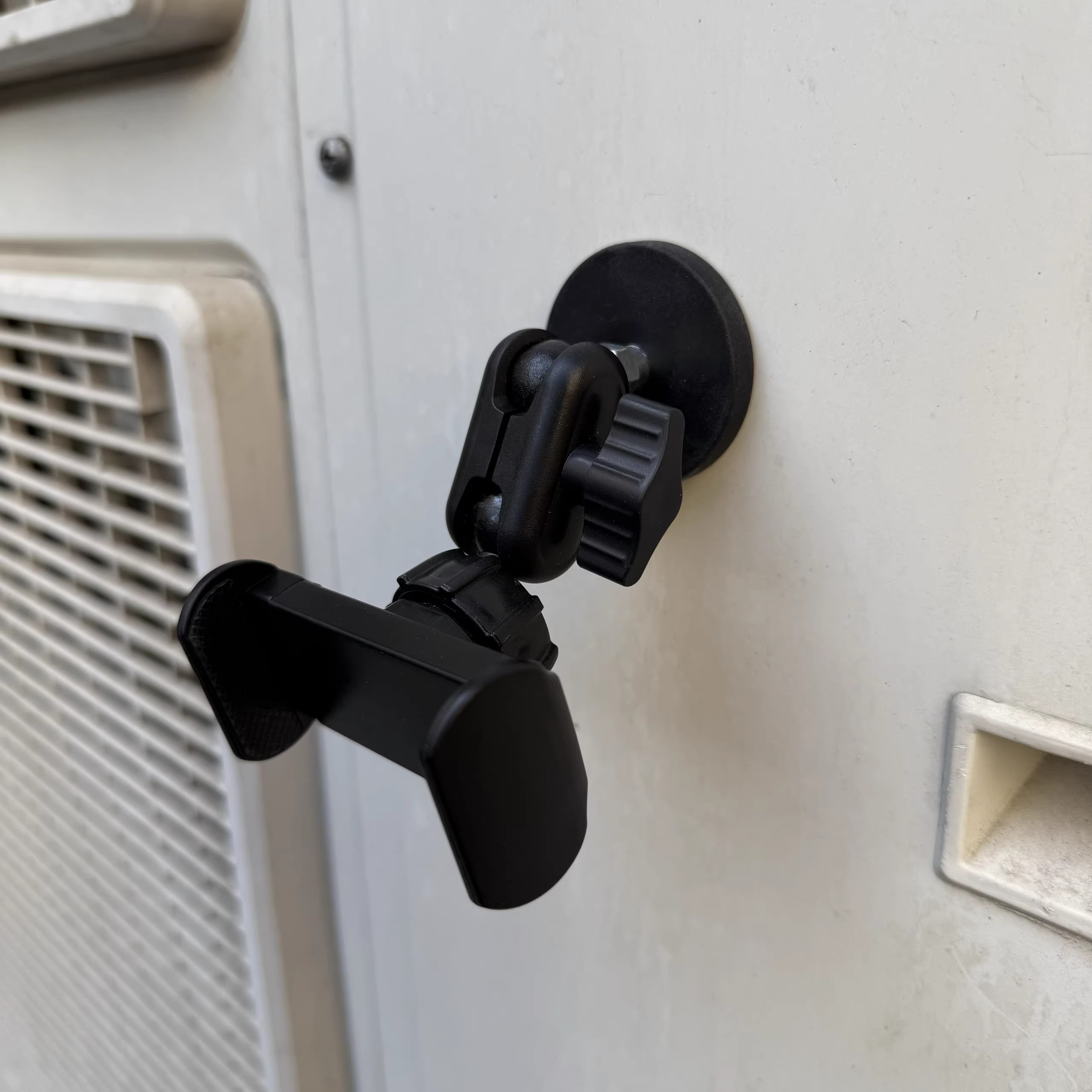 Powerful N52 Magnet Phone Clip - Outdoor Power 'Hose' 리뷰 및 가격